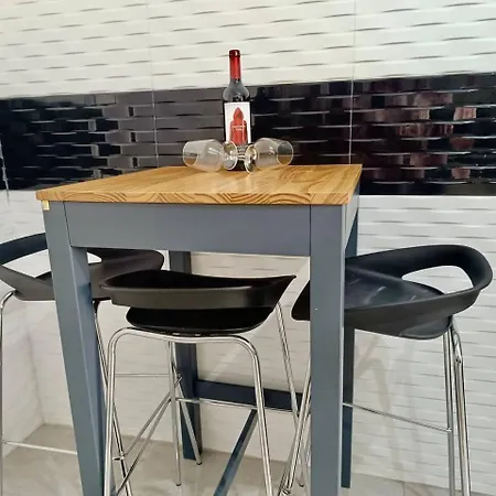 Con Piscina En Appartement