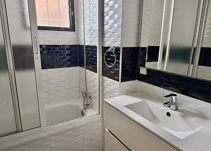 Con Piscina En Апартаменты *