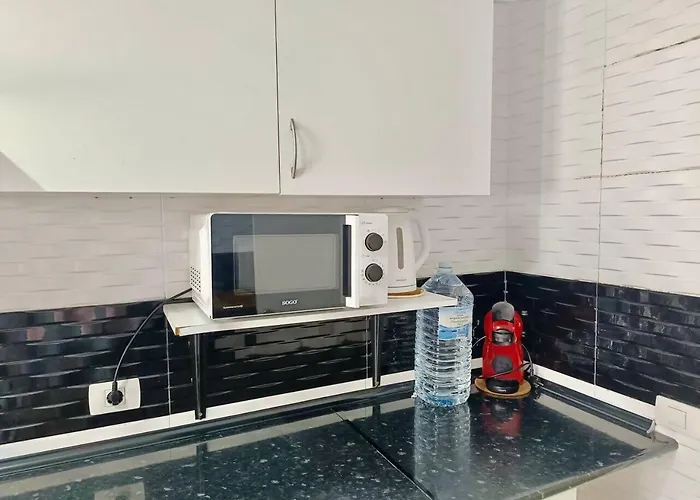 Con Piscina En Адехе