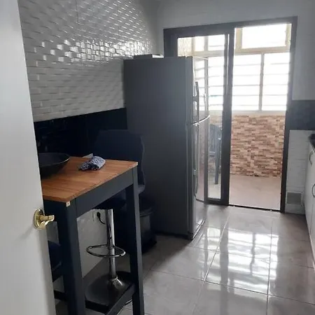 Апартаменти Con Piscina En Адехе