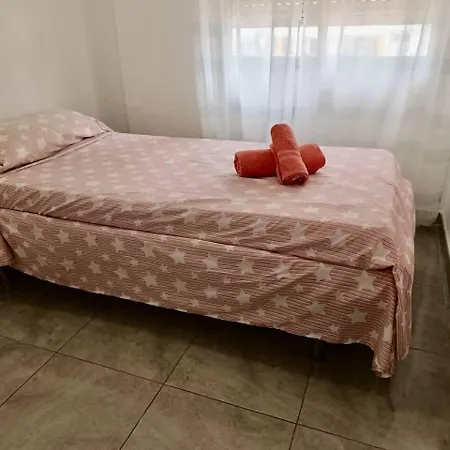 Апартаменти Con Piscina En *